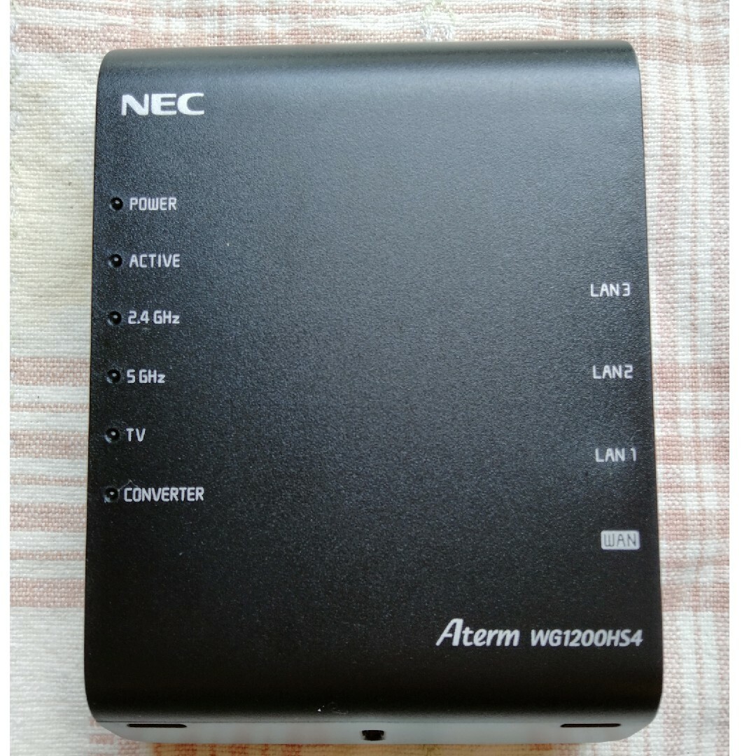 NEC(エヌイーシー)のNEC 無線LANルーター  PA-WG1200HS4 スマホ/家電/カメラのPC/タブレット(PC周辺機器)の商品写真