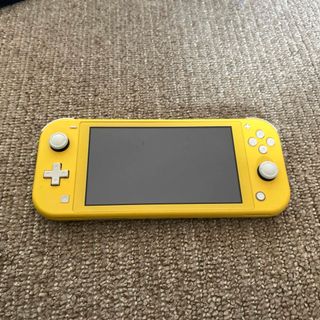 Nintendo Switch Lite イエロー(家庭用ゲーム機本体)