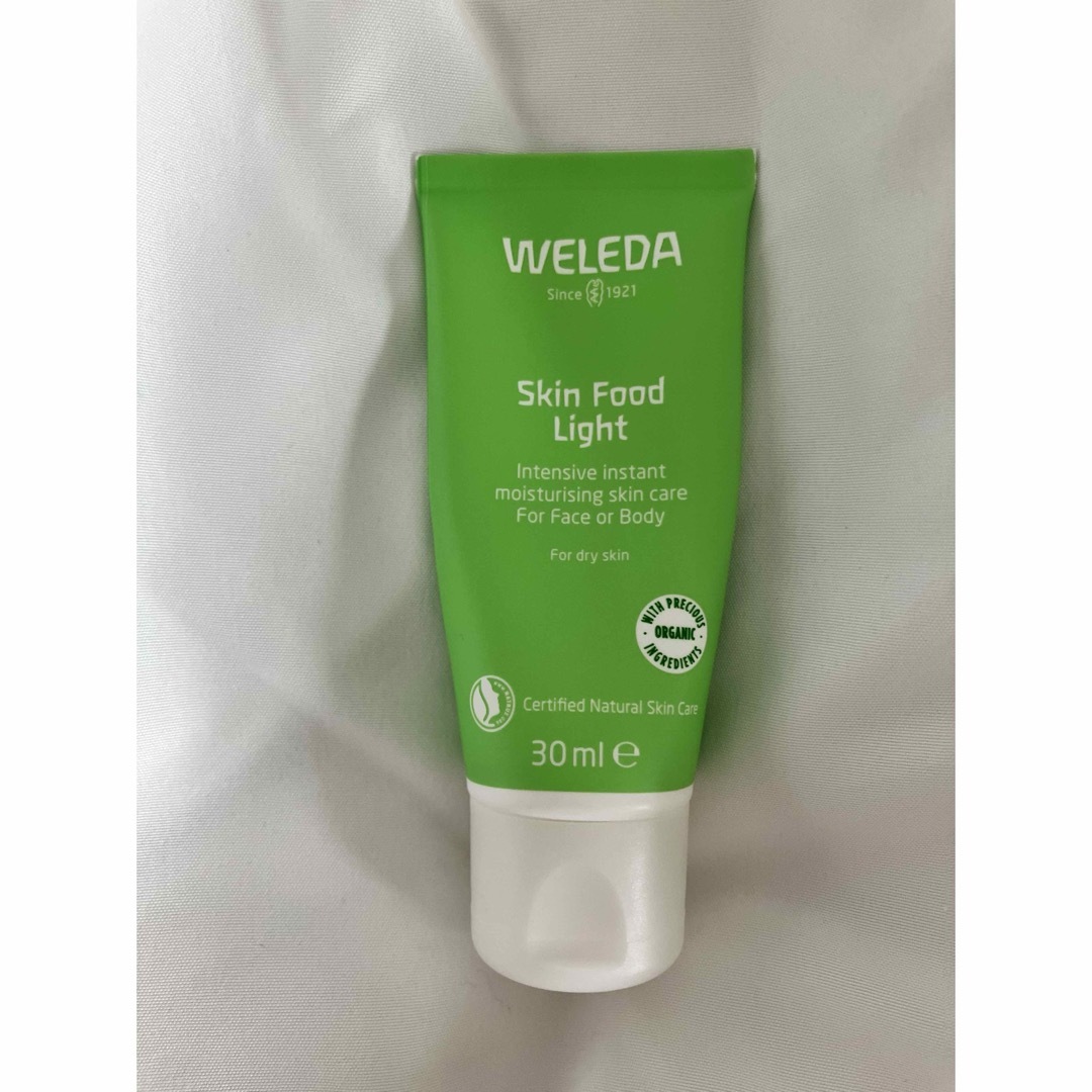 WELEDA(ヴェレダ)のWELEDA スキンフード ライト 30mL コスメ/美容のボディケア(ハンドクリーム)の商品写真