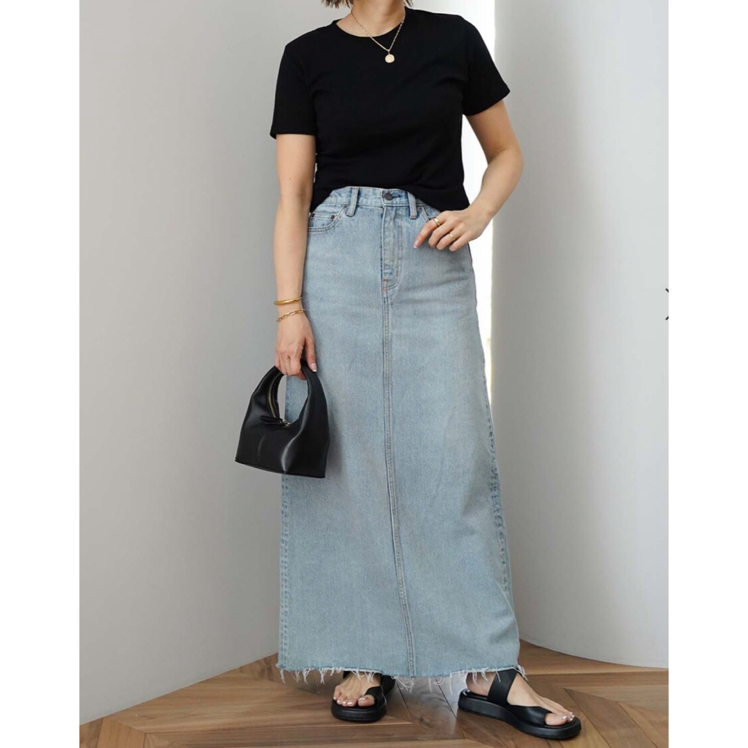 DEUXIEME CLASSE(ドゥーズィエムクラス)のEVERYDAY I LIKE Denim スカート　38 レディースのスカート(ロングスカート)の商品写真