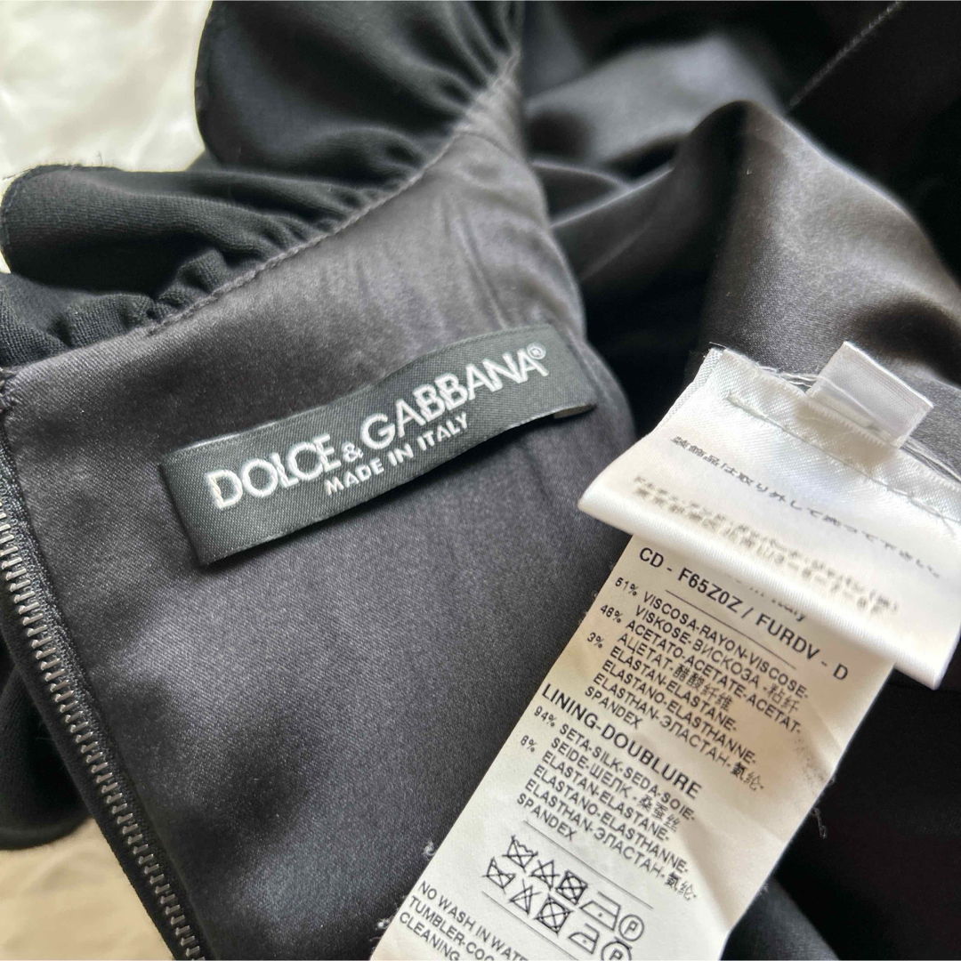 DOLCE&GABBANA(ドルチェアンドガッバーナ)の美品　DOLCE&GABBANA ドルガバ   ビジュー　ワンピース　フリル レディースのワンピース(ひざ丈ワンピース)の商品写真