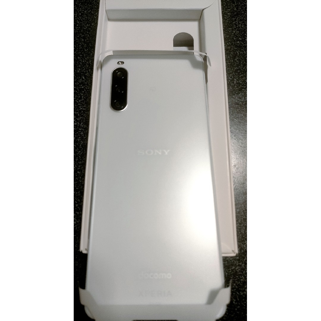 Xperia(エクスペリア)のXperia 10 IV 　ホワイト　simフリー スマホ/家電/カメラのスマートフォン/携帯電話(スマートフォン本体)の商品写真