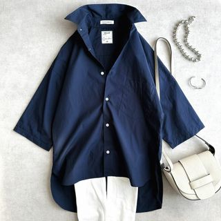 美品▲MADISONBLUE // J.BRADLEY SHIRT半袖シャツ 紺