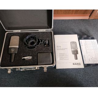 AKG(マイク)のフリマアイテム一覧 AKG(マイク)のフリマアイテム一覧