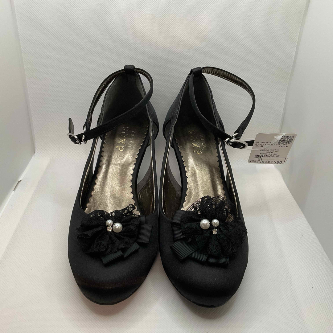 axes femme(アクシーズファム)の新品　アクシーズファム　パンプス　黒　23.5cm レディースの靴/シューズ(ハイヒール/パンプス)の商品写真