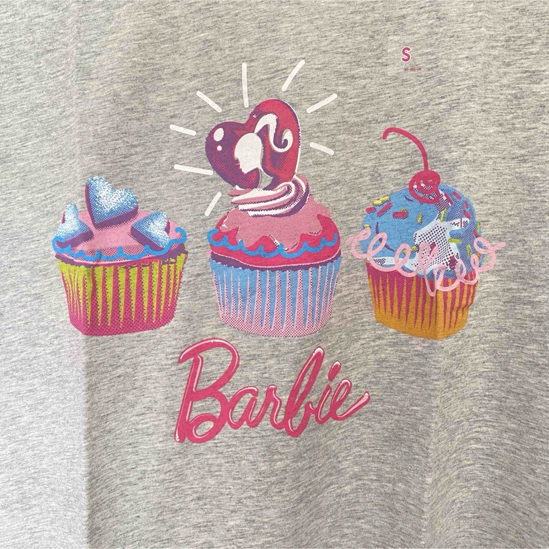 Barbie(バービー)の【新品未使用】Barbie バービー　ユニクロ　コラボTシャツ　UT レディースのトップス(Tシャツ(半袖/袖なし))の商品写真