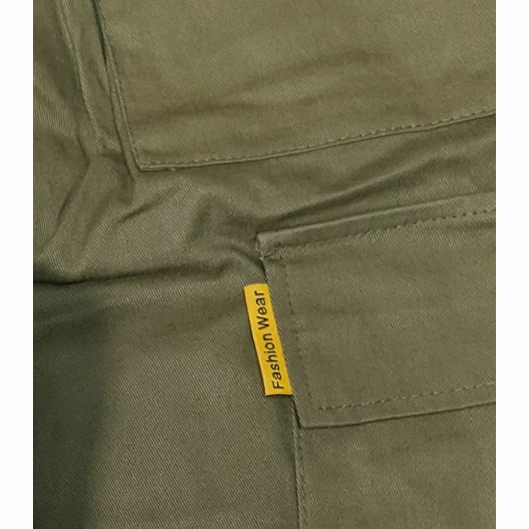 XLサイズ　カーゴ パンツ ワイドボトムス テーパードパンツ カーキ メンズのパンツ(ワークパンツ/カーゴパンツ)の商品写真