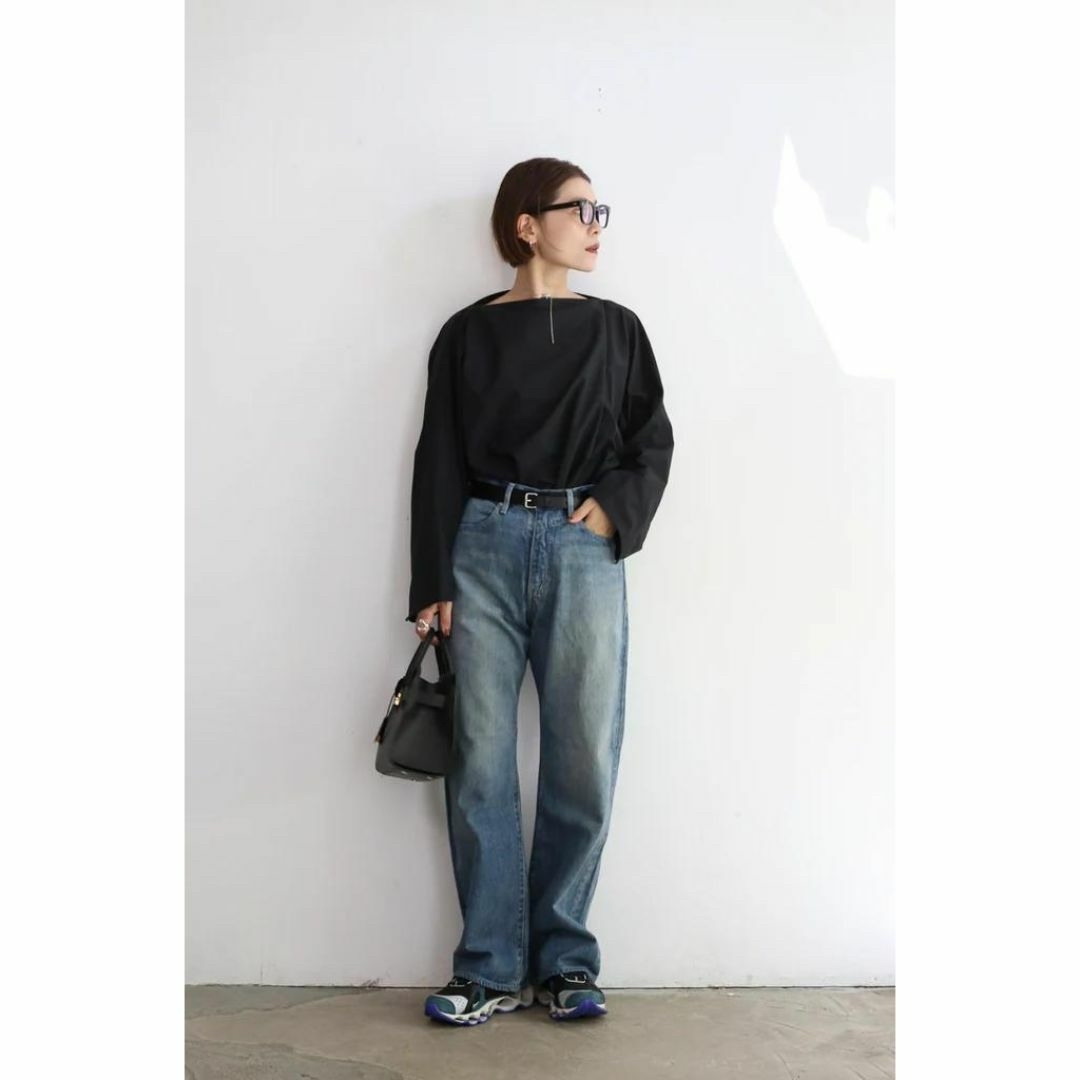 AURALEE(オーラリー)の23AW AURALEE Selvedge Faded Light Denim レディースのパンツ(デニム/ジーンズ)の商品写真