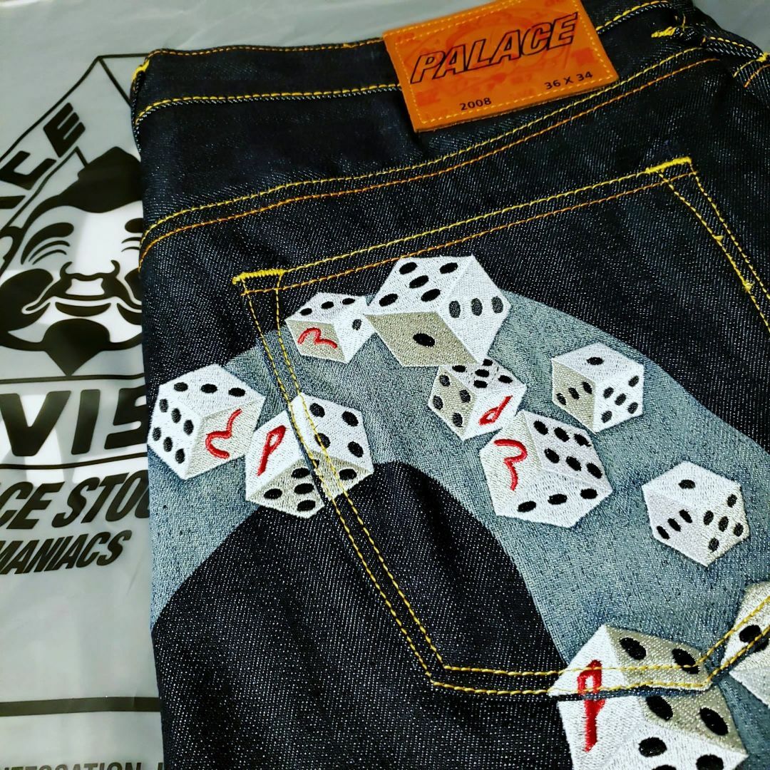 PALACE(パレス)のPALACE EVISU DICE DENIM JEAN RAW 36 コラボ メンズのパンツ(デニム/ジーンズ)の商品写真