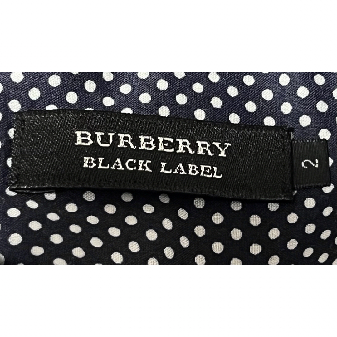 BURBERRY BLACK LABEL(バーバリーブラックレーベル)の匿名発送　美品　バーバリーブラックレーベル　ドットデザインシャツ　サイズ2 メンズのトップス(シャツ)の商品写真