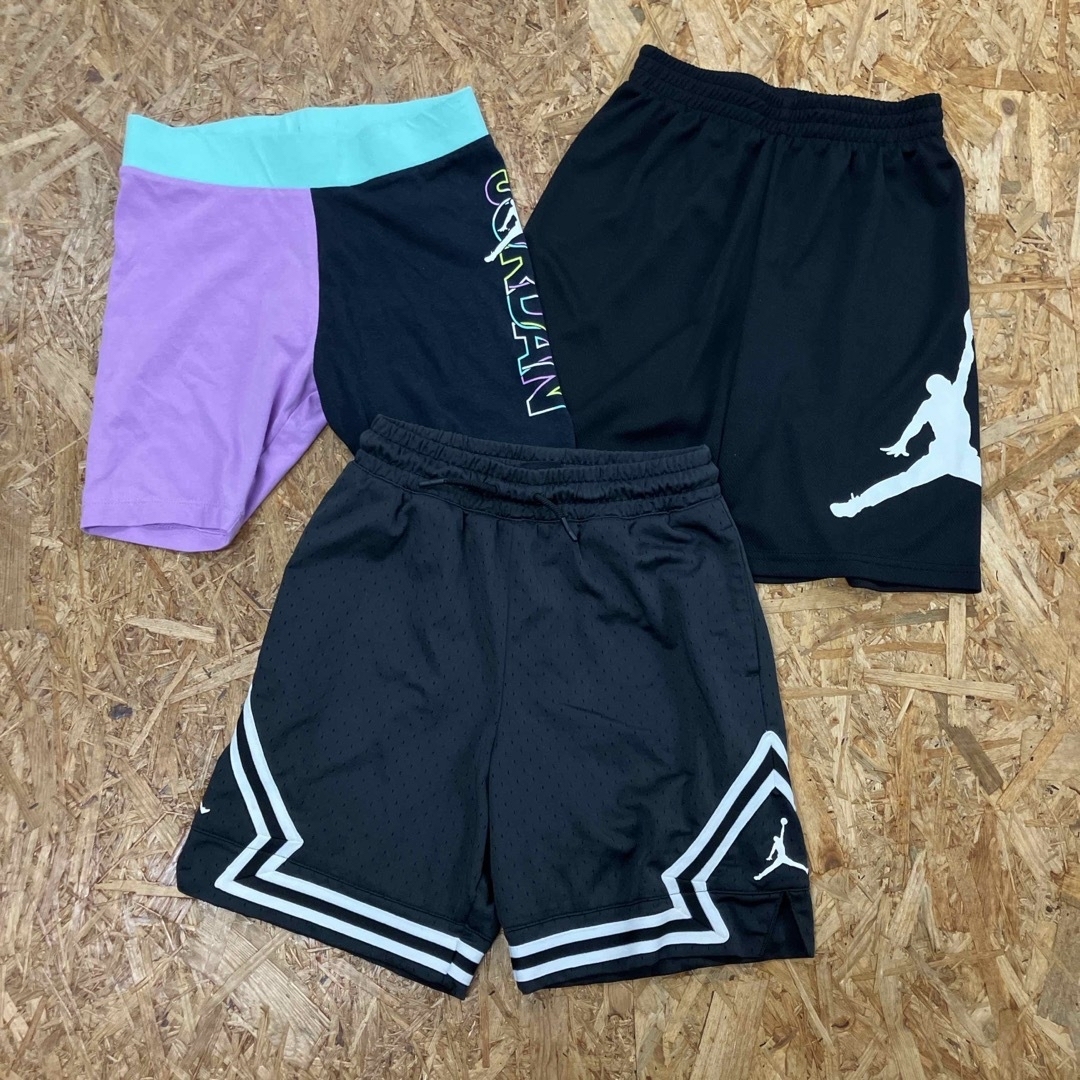 Jordan Brand（NIKE）(ジョーダン)のAIR JORDAN ジャンプマン　キッズ　ショート　パンツ　セット キッズ/ベビー/マタニティのキッズ服男の子用(90cm~)(パンツ/スパッツ)の商品写真