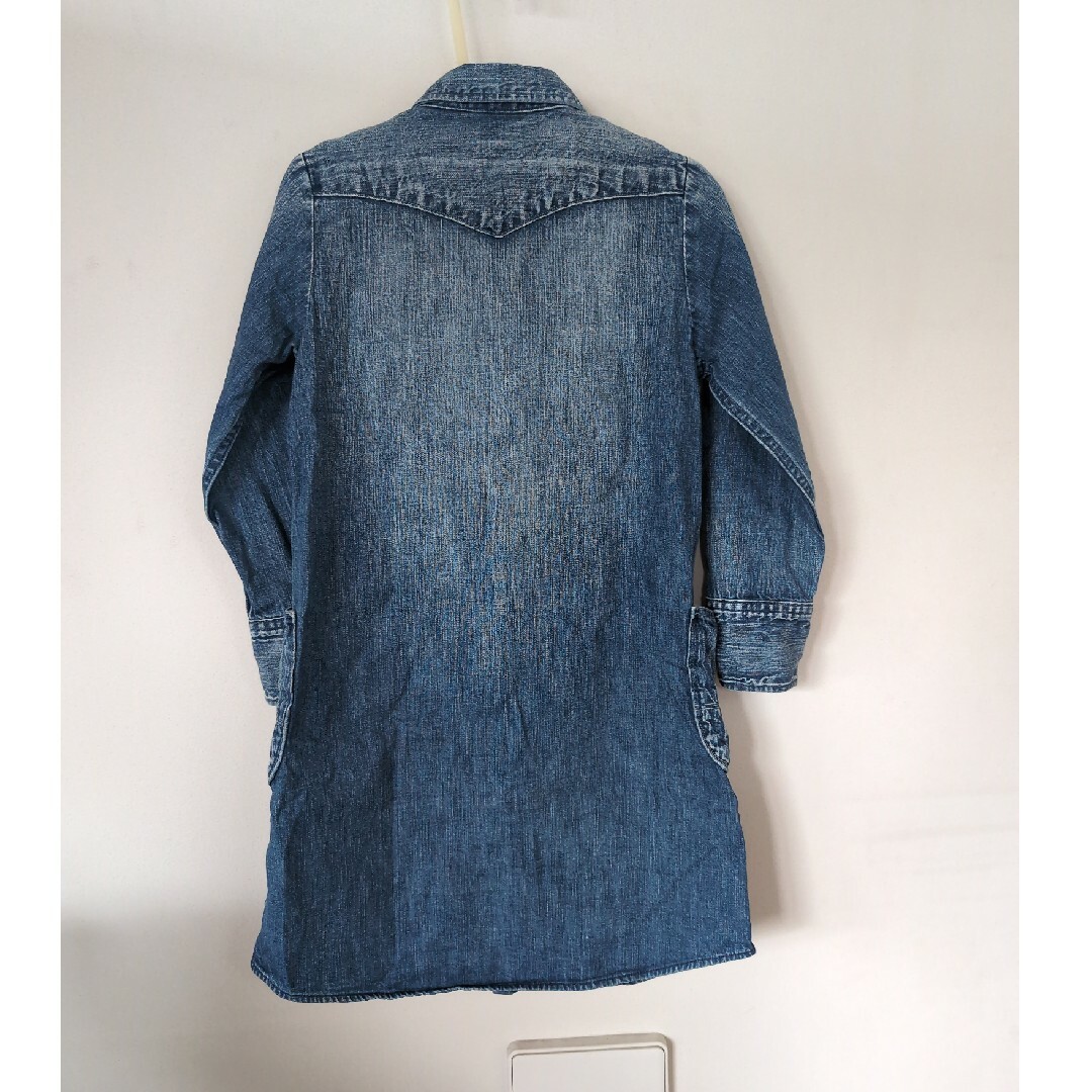 DENIM&DUNGAREEワンピース120 キッズ/ベビー/マタニティのキッズ服女の子用(90cm~)(ワンピース)の商品写真