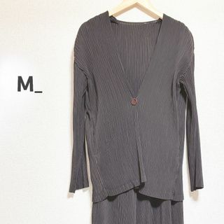 マウジー(moussy)のM_ エムアンダーバー　セットアップ　ブラウン　茶　ジャケット　パンツ　プリーツ(セット/コーデ)