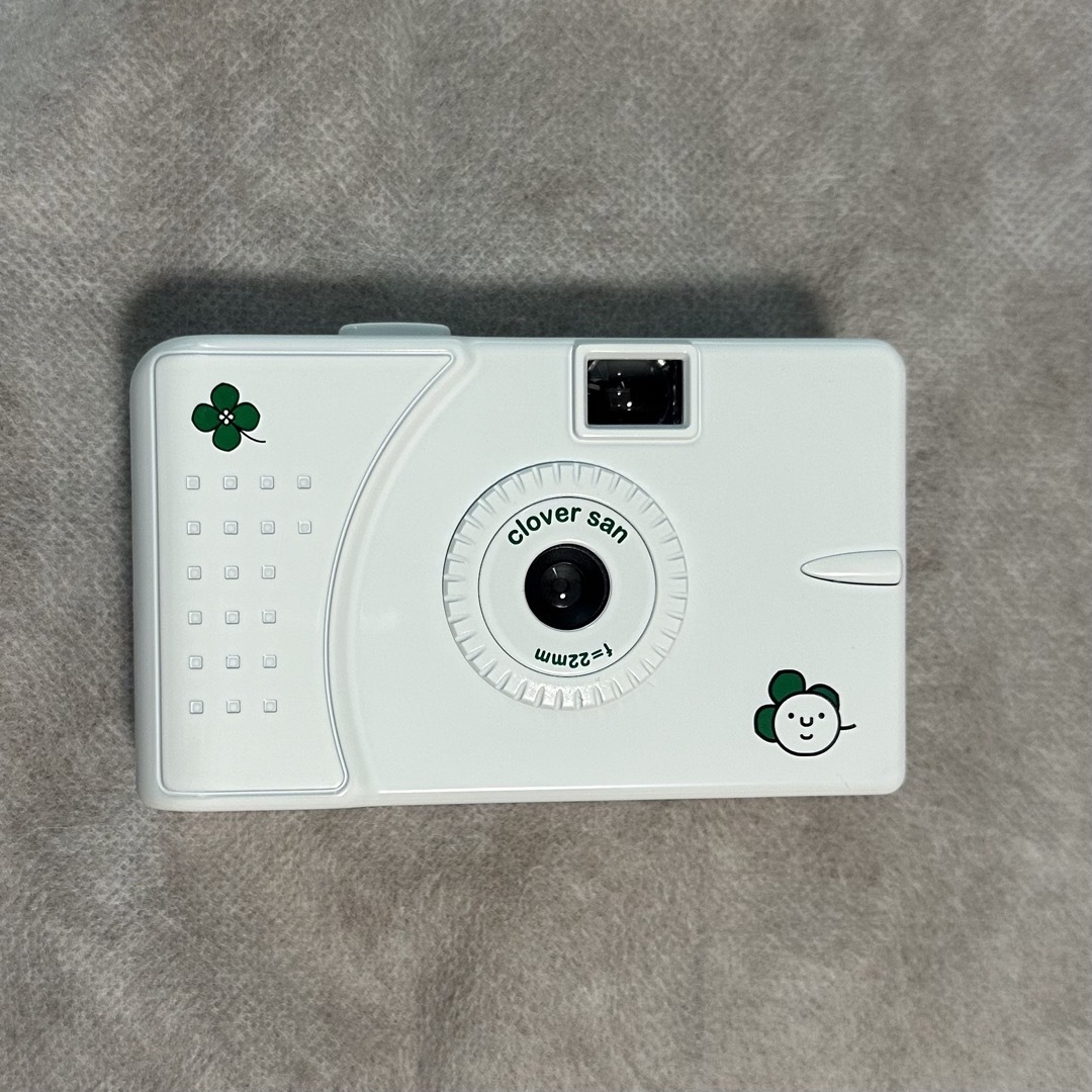 Loveトイカメラ clover san クローバーサン スマホ/家電/カメラのカメラ(フィルムカメラ)の商品写真