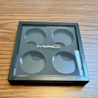 マック(MAC)のMAC 新品 シャドウケース 4色 PRO COLOUR ×4 COMPACT(アイシャドウ)