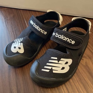 ニューバランス(New Balance)のニューバランス　靴　サンダル　黒　17cm キッズ New Balance(サンダル)