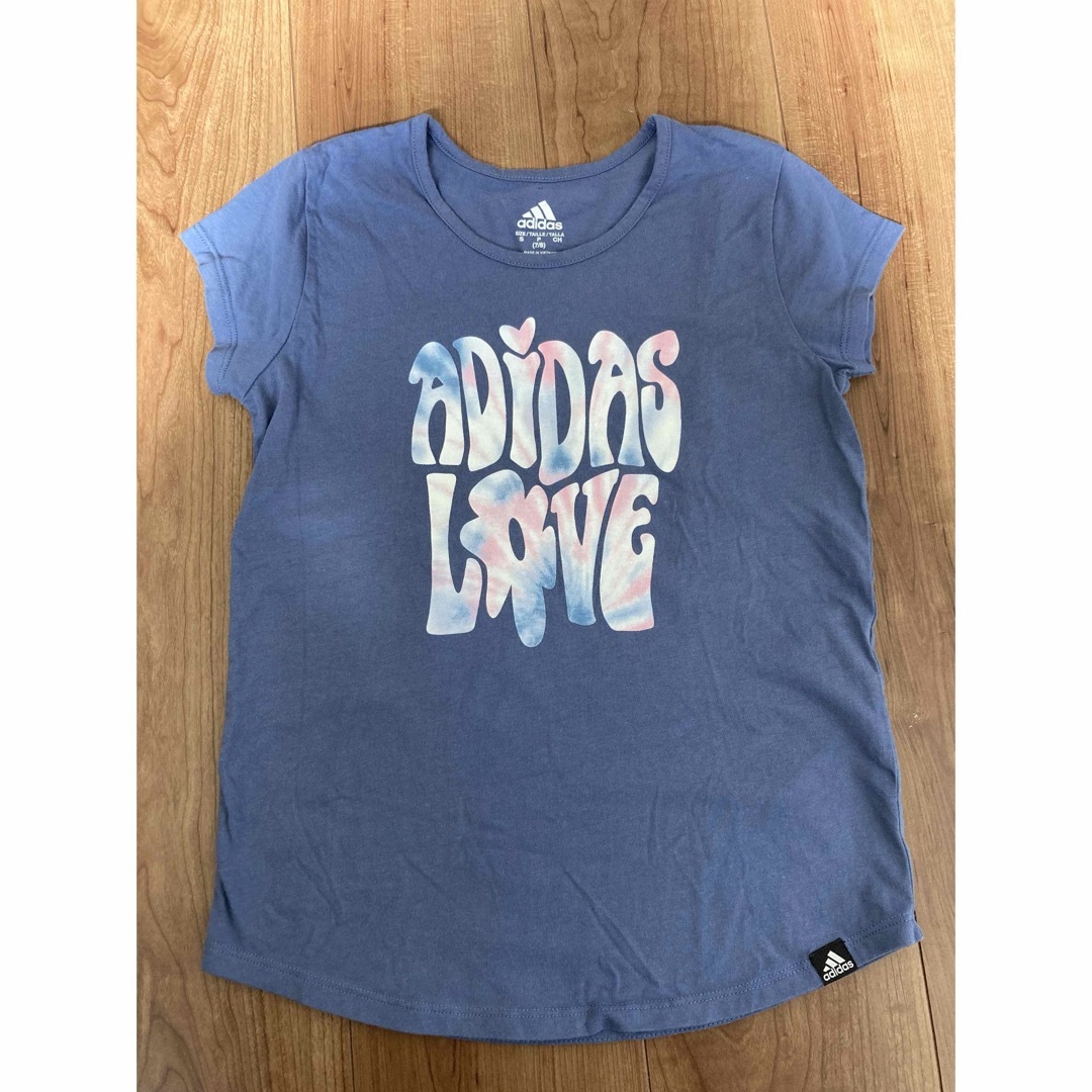 adidas(アディダス)のadidas ☆半袖Tシャツ　7〜8才　130cm キッズ/ベビー/マタニティのキッズ服女の子用(90cm~)(Tシャツ/カットソー)の商品写真