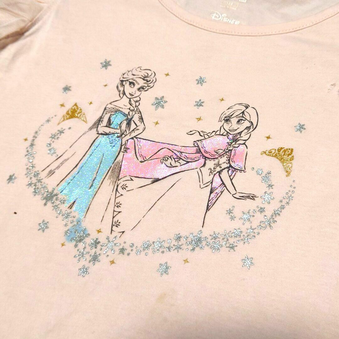 UNIQLO(ユニクロ)の120cm　ユニクロ　アナと雪の女王　アナ雪　UT Tシャツ　ピンク　キッズ キッズ/ベビー/マタニティのキッズ服女の子用(90cm~)(Tシャツ/カットソー)の商品写真