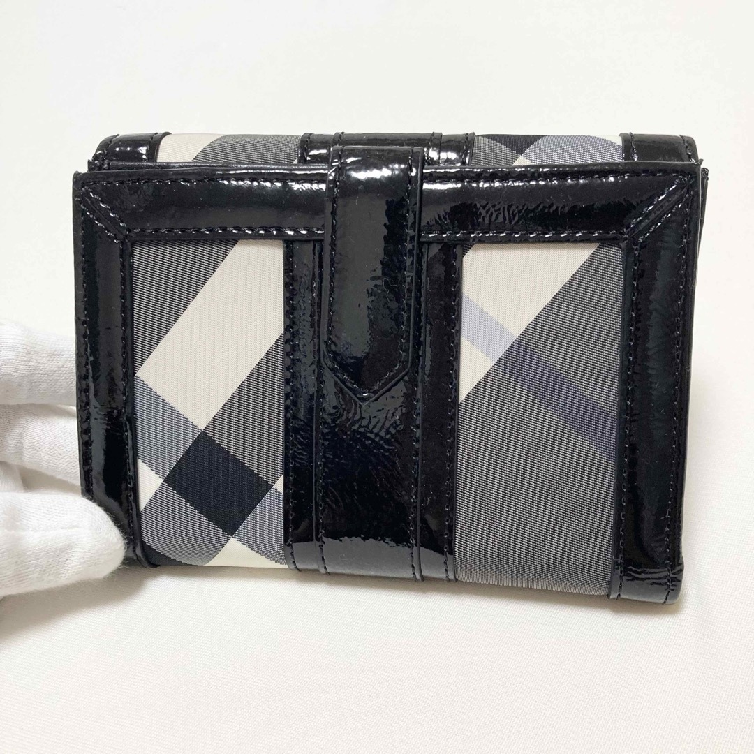 BURBERRY(バーバリー)のバーバリー　折り財布 レディースのファッション小物(財布)の商品写真