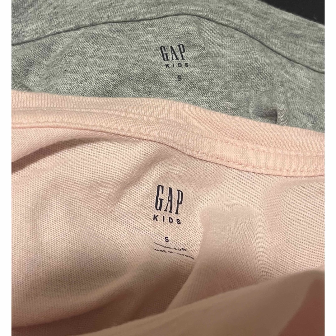 GAP Kids(ギャップキッズ)のキッズ　トップス　120   2着セット キッズ/ベビー/マタニティのキッズ服女の子用(90cm~)(Tシャツ/カットソー)の商品写真