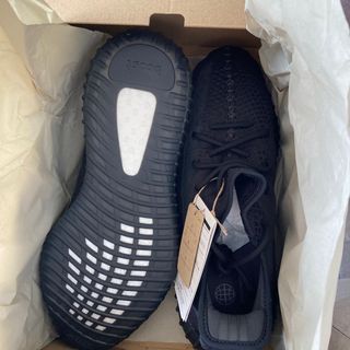 アディダス(adidas)のHQ4540 YEEZY BOOST 350 V2(スニーカー)