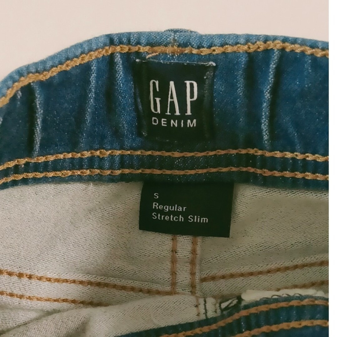 GAP(ギャップ)のGAP デニムパンツ キッズ/ベビー/マタニティのキッズ服男の子用(90cm~)(パンツ/スパッツ)の商品写真