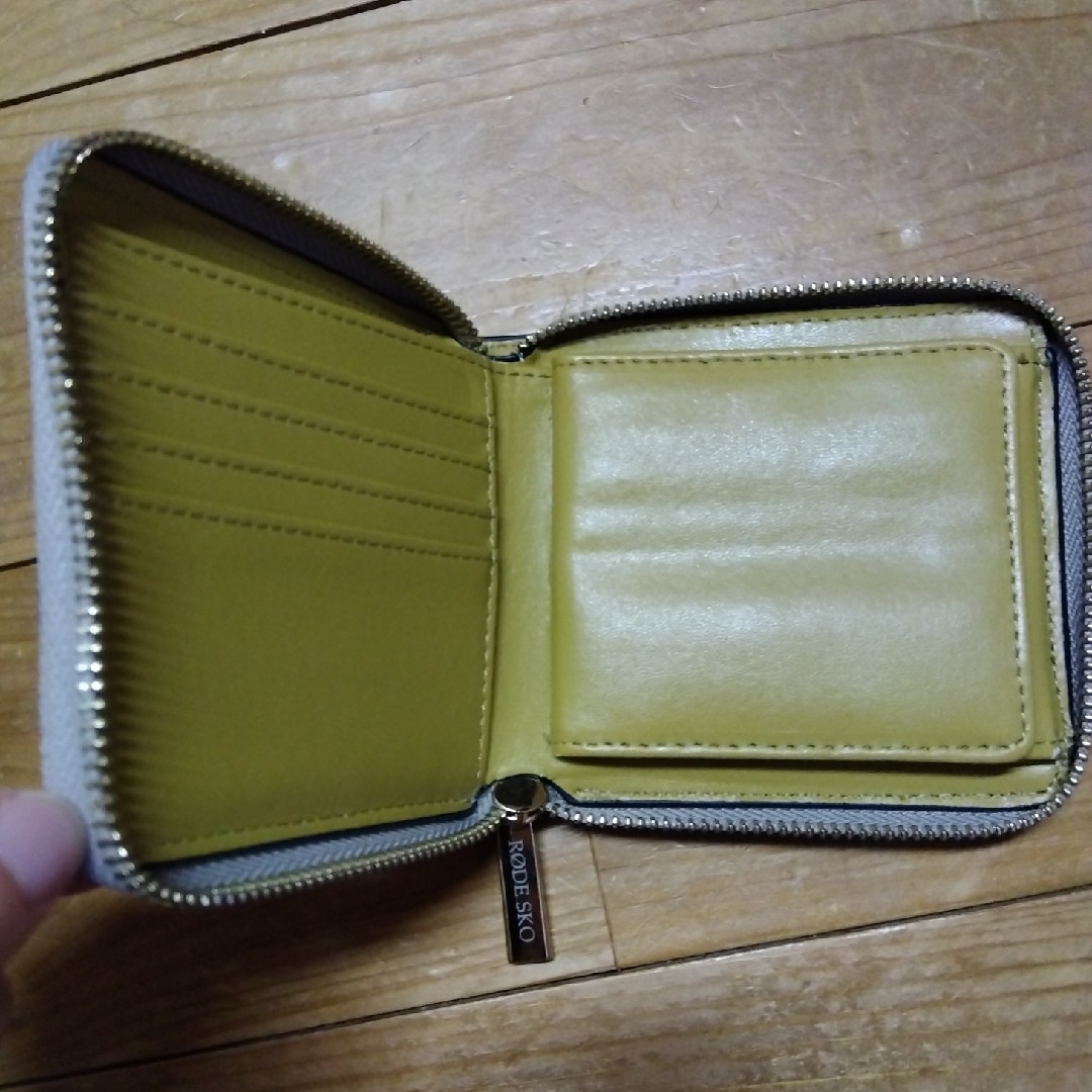 RODE SKO(ロデスコ)のロデスコ 二つ折り財布 レディースのファッション小物(財布)の商品写真
