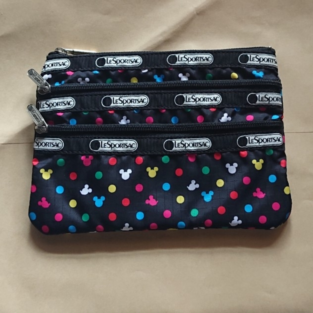 LeSportsac(レスポートサック)のディズニーリゾート レスポートサック ポーチ 三段 レディースのファッション小物(ポーチ)の商品写真