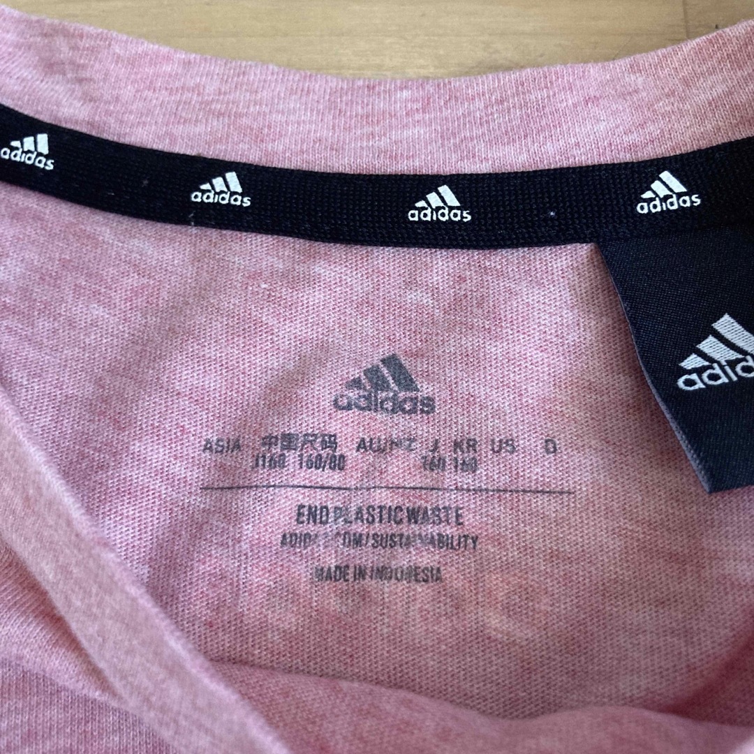 adidas(アディダス)のアディダス ☆Tシャツ フューチャーアイコンズ 3ストライプロゴ 半袖Tシャツ レディースのトップス(Tシャツ(半袖/袖なし))の商品写真