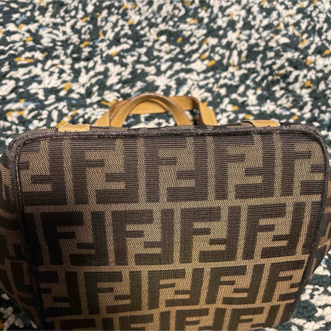 FENDI(フェンディ)のFENDI トートバッグ ズッカ フェンディ レディースのバッグ(トートバッグ)の商品写真