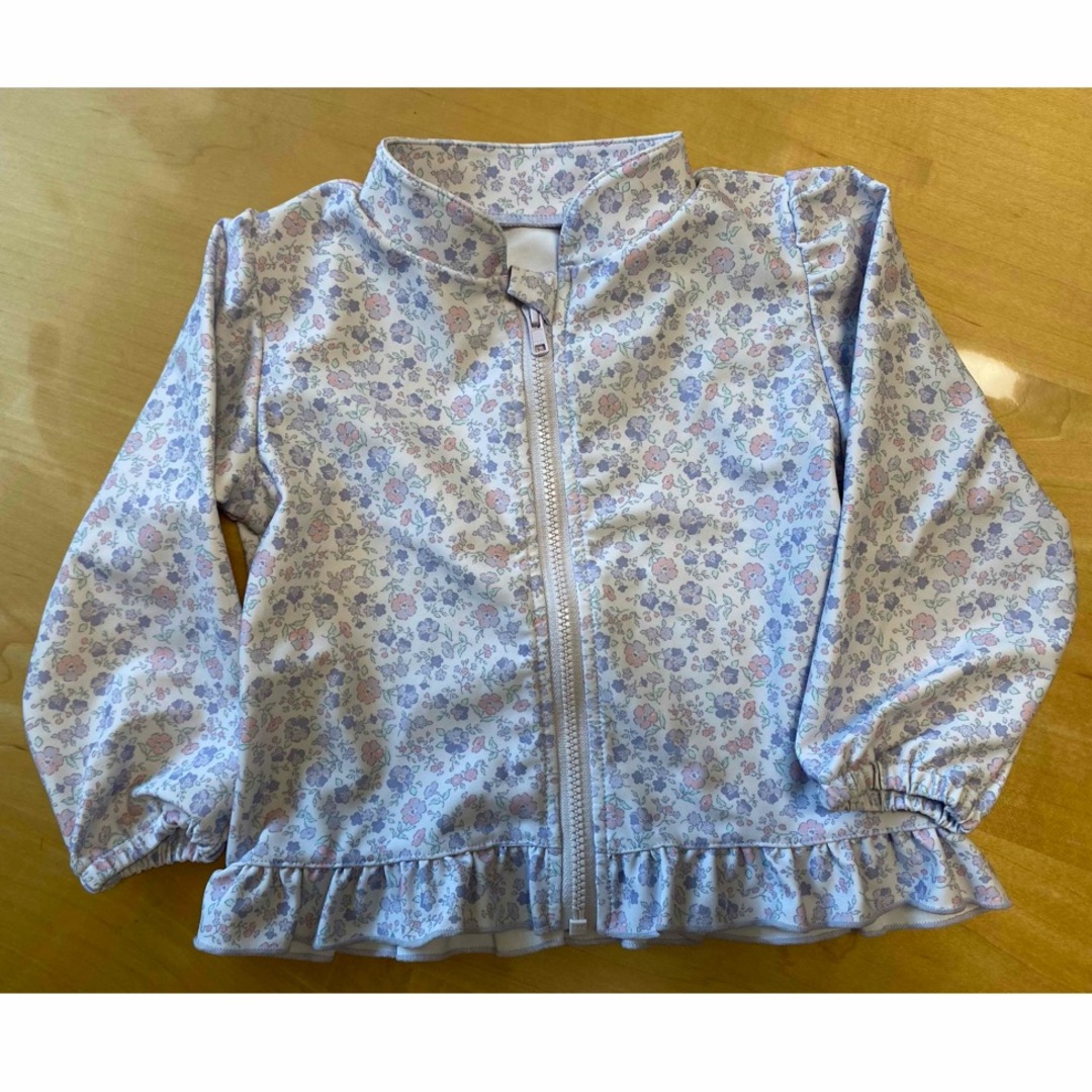 ampersand(アンパサンド)のラッシュガード　90 女の子　ラベンダー　ampersand キッズ/ベビー/マタニティのキッズ服女の子用(90cm~)(水着)の商品写真