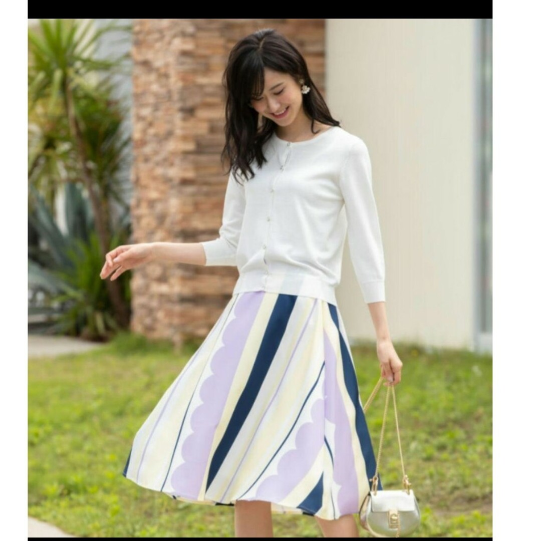 TOCCO closet(トッコクローゼット)の宮田聡子さん着用　トッコクローゼット　ミモレ丈スカート レディースのスカート(ひざ丈スカート)の商品写真