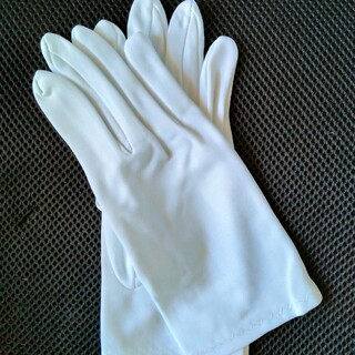 バスガイド　キャディさん用　ナイロン100%製　白手袋　SS〜Lサイズ各種　新品(手袋)