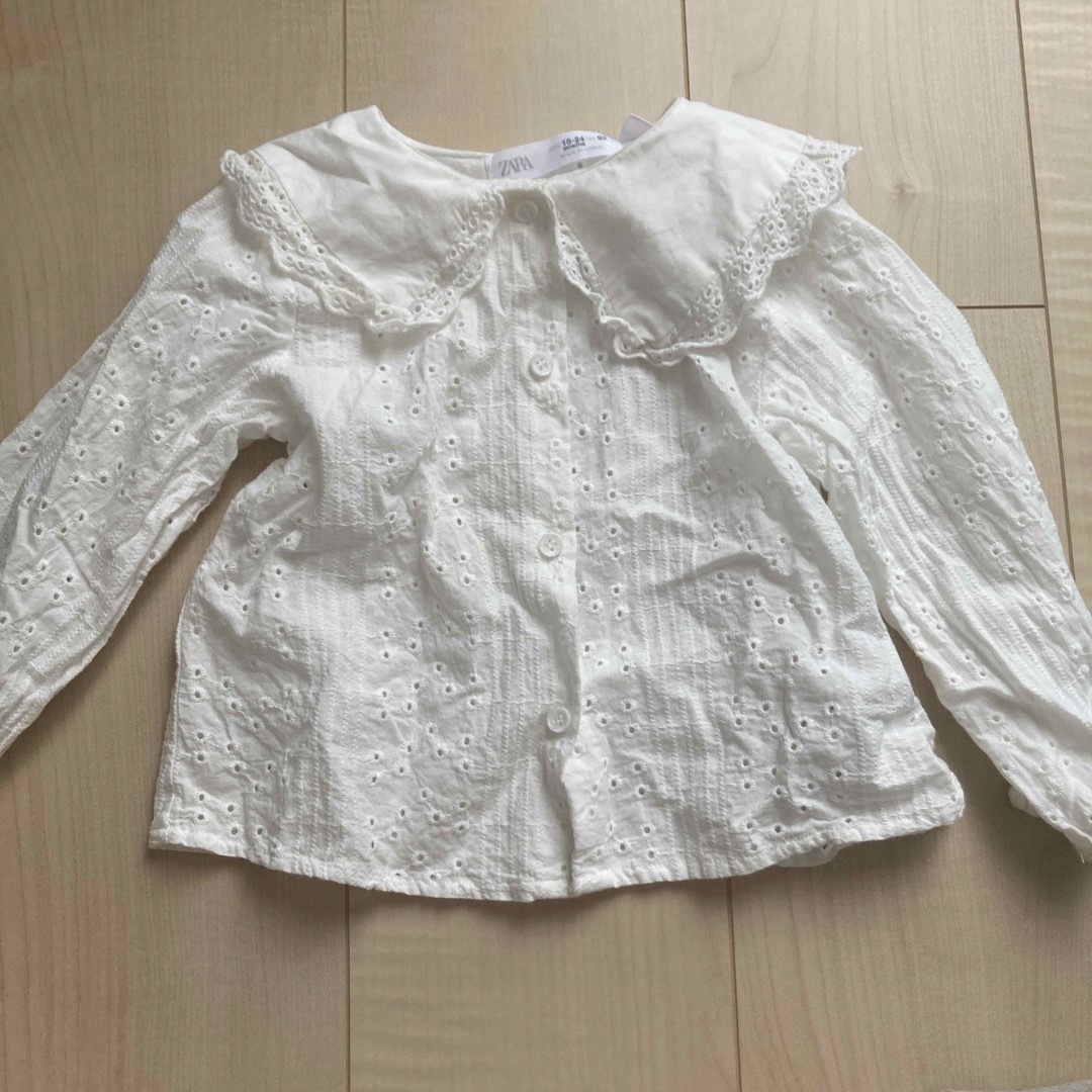 ZARA KIDS(ザラキッズ)のZARAキッズ　コットンレースブラウス キッズ/ベビー/マタニティのキッズ服女の子用(90cm~)(ブラウス)の商品写真