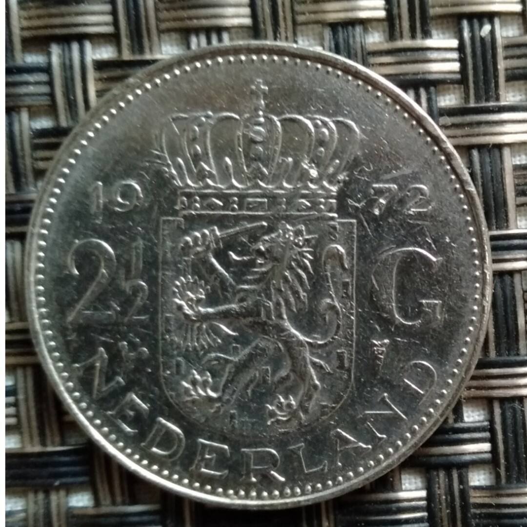 オランダの大きめコイン　1972年 エンタメ/ホビーの美術品/アンティーク(その他)の商品写真
