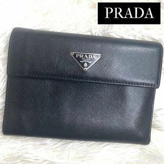 プラダ(PRADA)のPRADA プラダ サフィアーノトライアングルコンパクトウォレット ブラック(財布)