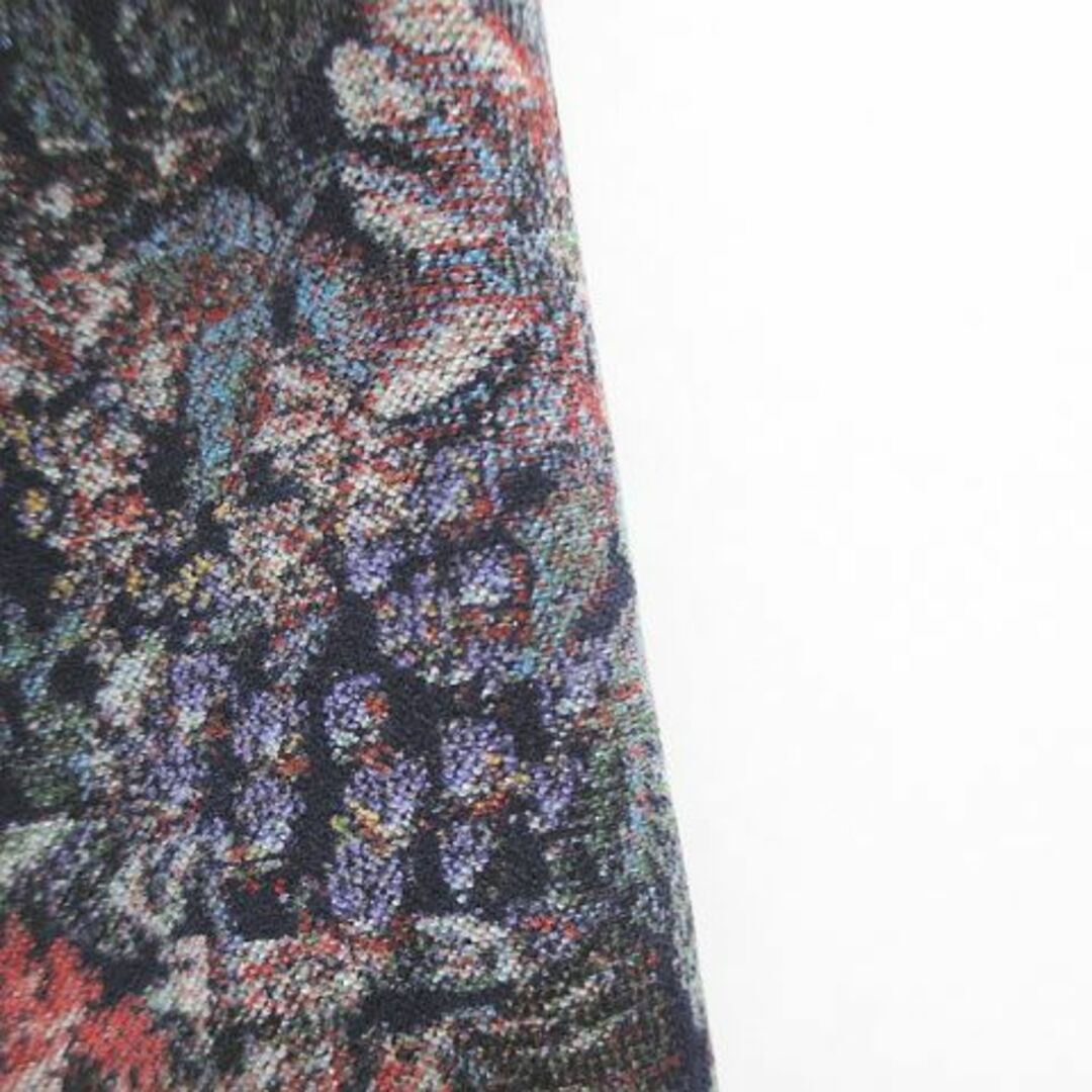 SOUP(スープ)のスープ 花柄 膝丈 フレアスカート 9 紺 ネイビー ニット セーター 裏地 レディースのスカート(ひざ丈スカート)の商品写真