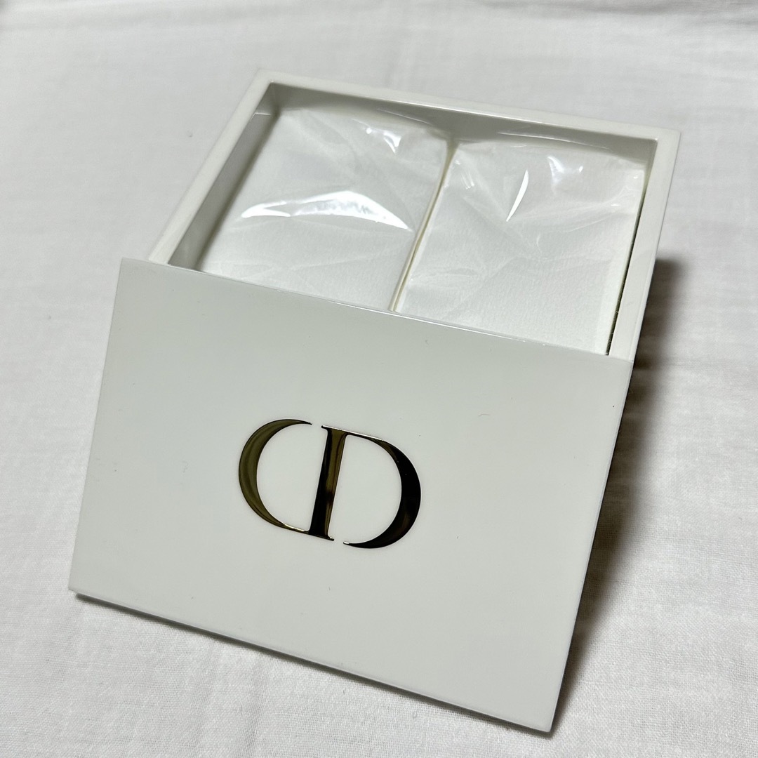 Christian Dior(クリスチャンディオール)のDior ディオール ノベルティ バニティポーチセット 新品未使用♪ レディースのファッション小物(ポーチ)の商品写真