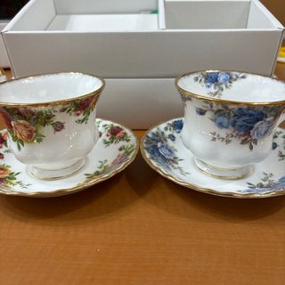 ROYAL ALBERT - ROYAL ALBERT カップ&ソーサー　2客揃