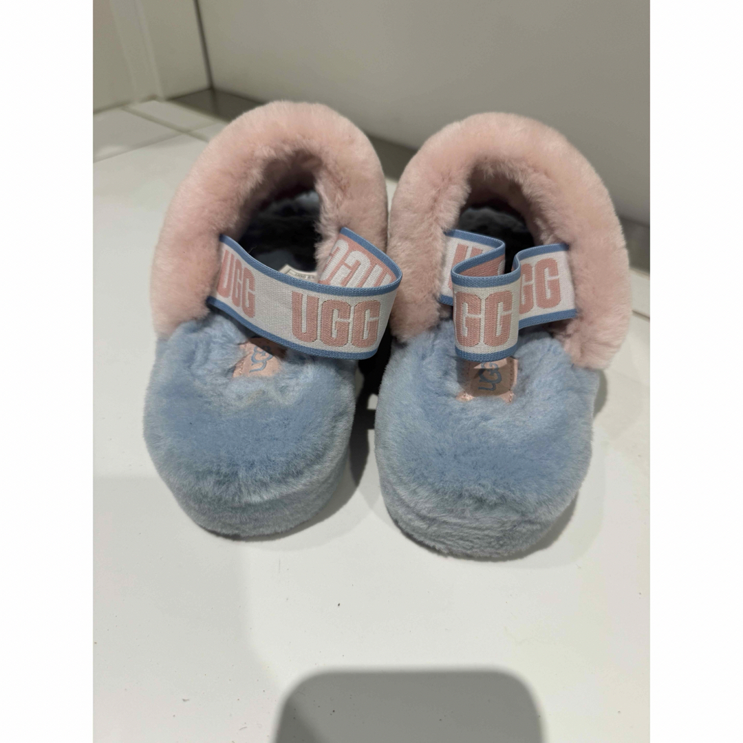 UGG(アグ)のUGG♡ファーサンダル レディースの靴/シューズ(サンダル)の商品写真