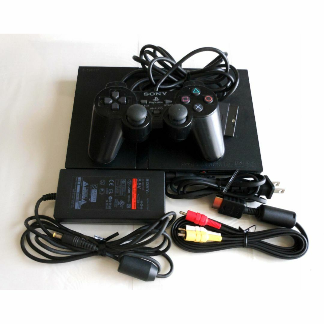 SONY(ソニー)のくるみ様専用 PlayStation2本体 SCPH-70000 エンタメ/ホビーのゲームソフト/ゲーム機本体(家庭用ゲーム機本体)の商品写真