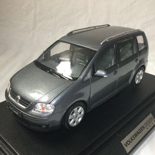 VOLKSWAGEN GOLF TOURAN ディーラー用ミニチュアカー　ゴルフ(ミニカー)