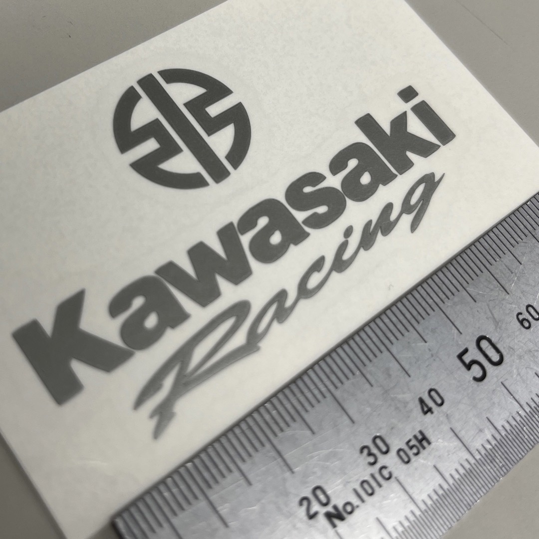 カワサキレーシング ステッカー Kawasaki Racingリバーマーク 自動車/バイクのバイク(ステッカー)の商品写真