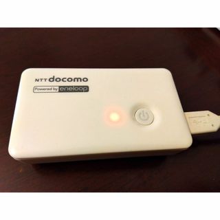 エヌティティドコモ(NTTdocomo)のドコモ スマホ充電器 2個セット ポケットチャージャー 01 アダプタ03 美品(バッテリー/充電器)