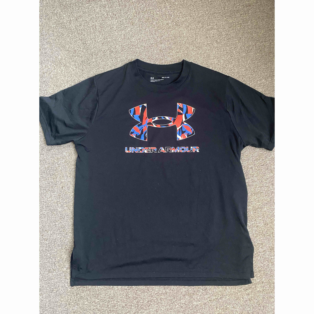 UNDER ARMOUR(アンダーアーマー)のスポーツウェア レディースのトップス(Tシャツ(半袖/袖なし))の商品写真