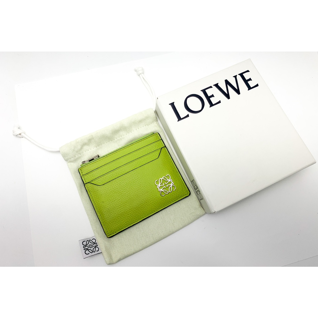 LOEWE(ロエベ)のLOEWE ロエベ 黄緑 グリーン系 アナグラム スクエア ジップ カードホルダー コインケース 小銭入れ ブランド 小物 財布 サイフ レディースのファッション小物(財布)の商品写真
