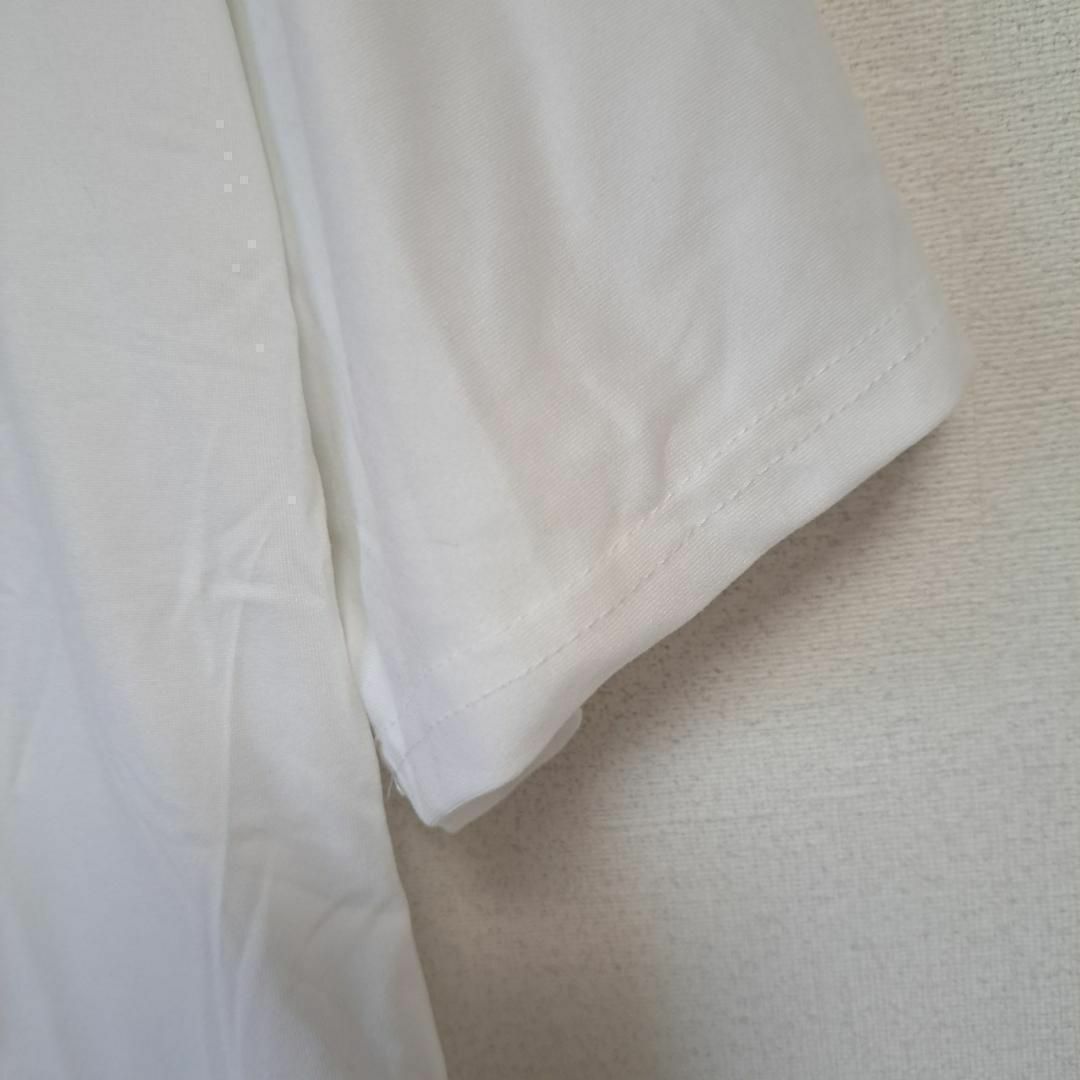 Tシャツ XLホワイト　ロゴT半袖サイドスリット ゆったりサイズ　シンプル 韓国 レディースのトップス(Tシャツ(半袖/袖なし))の商品写真