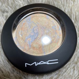 マック(MAC)のM・A・C ハイライト(フェイスカラー)