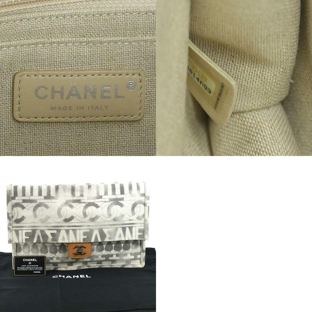 CHANEL(シャネル)のシャネル CHANEL クラッチバッグ ココマーク キャンバス オフホワイト/グレー レディース 送料無料【中古】 e58542g レディースのバッグ(クラッチバッグ)の商品写真