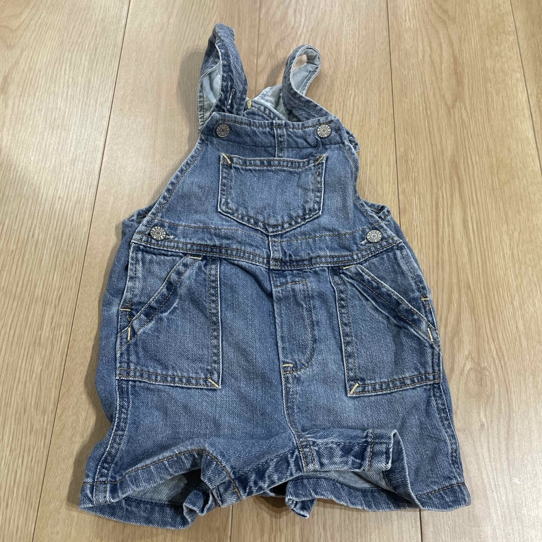 GAP Kids(ギャップキッズ)のGAP ベビー　キッズ　サロペット　デニム　18-24m キッズ/ベビー/マタニティのベビー服(~85cm)(パンツ)の商品写真